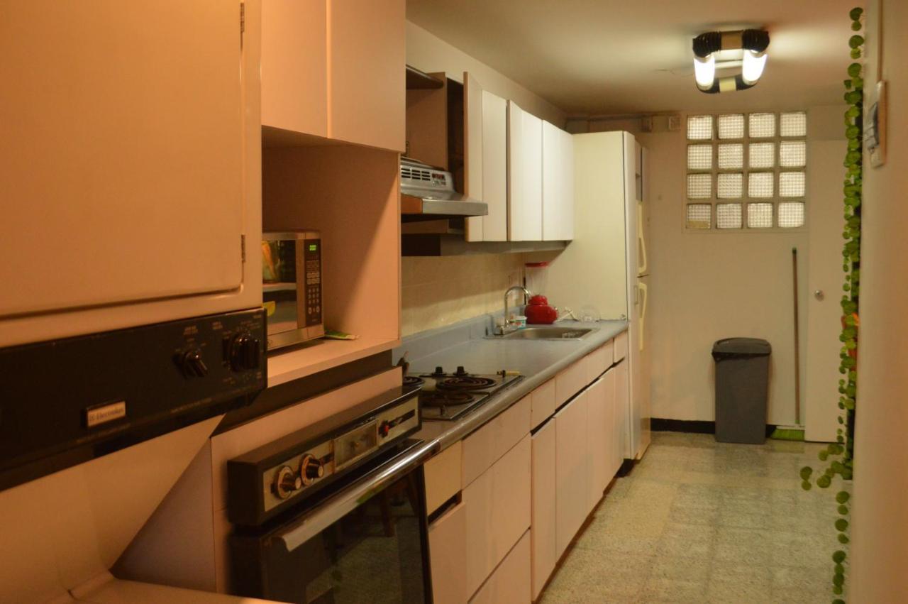Africa House-Casa Hotel Laureles-La70 Medellin Ngoại thất bức ảnh
