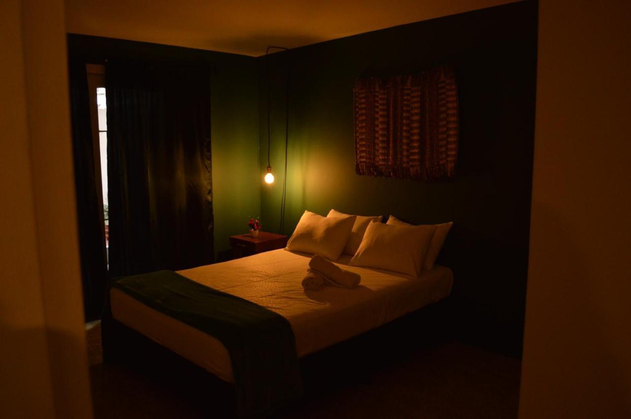 Africa House-Casa Hotel Laureles-La70 Medellin Ngoại thất bức ảnh